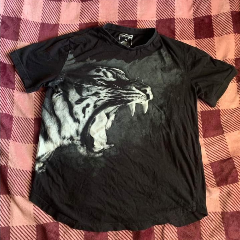 Tiger T shirt